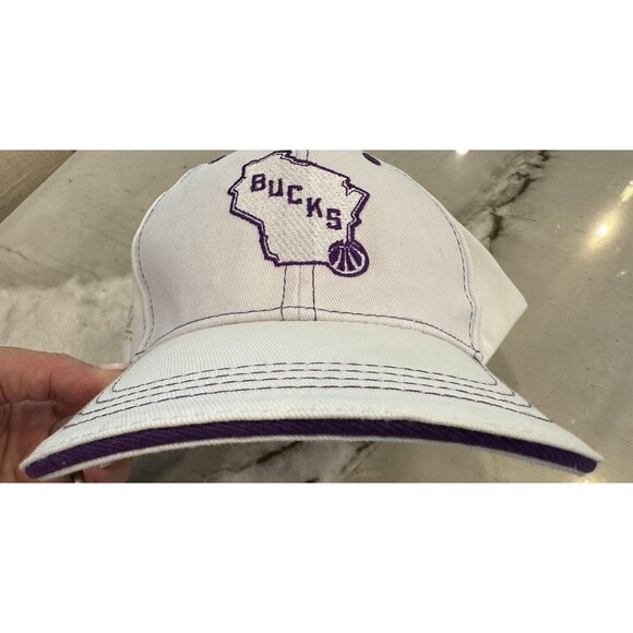 Milwaukee Bucks Pat Connaughton 24 Foundation NBA 2021 Champions Hat Sky High - Picture 5 of 5